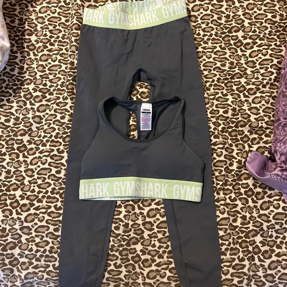 Size s gymshark flex leggings + sports bra